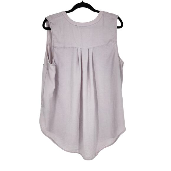 Torrid Lavender Sleeveless Button-Front Blouse Size 2 Polyester Lightweight - Picture 4 of 4